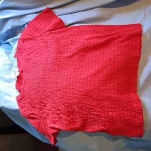 Red, textured, petite Tee